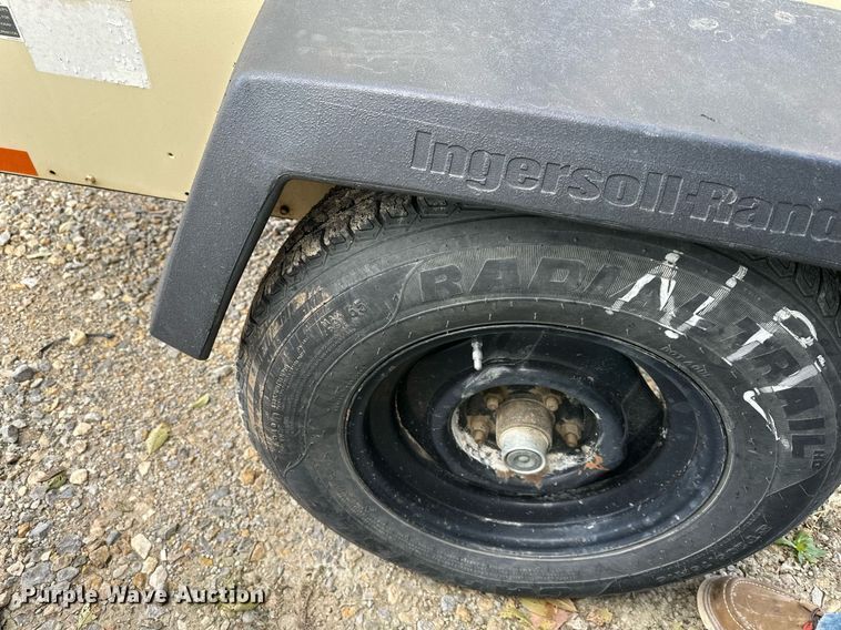 image for item DS3321 Ingersoll Rand air compressor