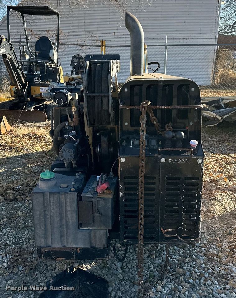 image for item DS3322 2016 Vermeer D9X13III directional boring unit