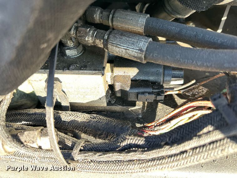 image for item DS3322 2016 Vermeer D9X13III directional boring unit