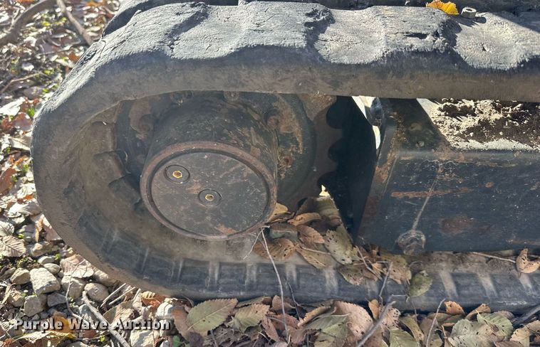 image for item DS3323 2016 John Deere 17G mini excavator