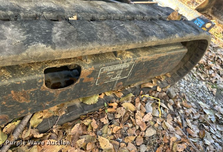 image for item DS3323 2016 John Deere 17G mini excavator