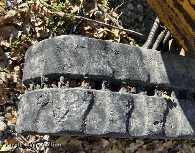 image for item DS3323 2016 John Deere 17G mini excavator