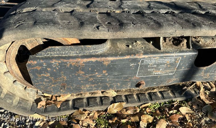 image for item DS3323 2016 John Deere 17G mini excavator