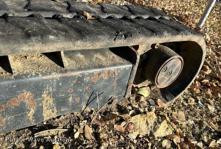 image for item DS3323 2016 John Deere 17G mini excavator