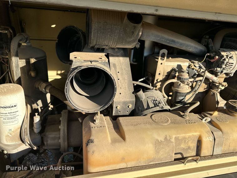 image for item DS3325 2012 Ingersoll Rand P185 air compressor