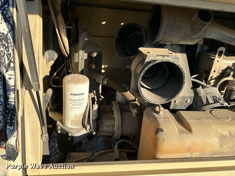 image for item DS3325 2012 Ingersoll Rand P185 air compressor