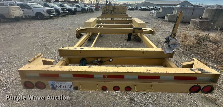 image for item DS3327 2012 Lucon pole trailer