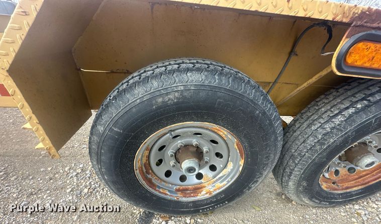 image for item DS3327 2012 Lucon pole trailer