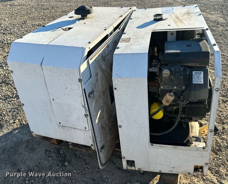 image for item DS3330 (2) Boss Industries Bullet air compressors