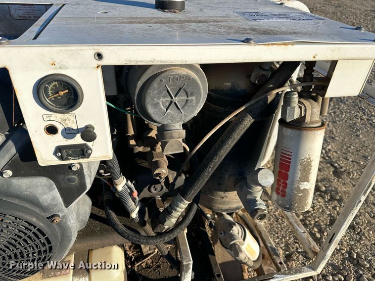 image for item DS3330 (2) Boss Industries Bullet air compressors