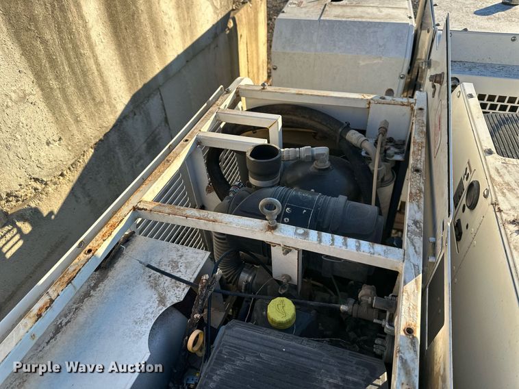 image for item DS3331 (2) Boss Industries Bullet air compressors