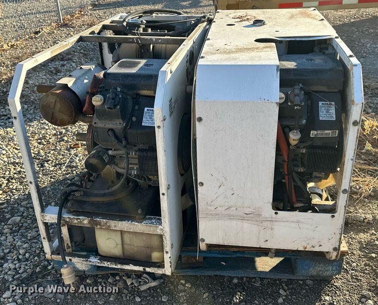 image for item DS3332 (2) Boss Industries Bullet air compressors