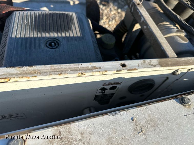 image for item DS3332 (2) Boss Industries Bullet air compressors