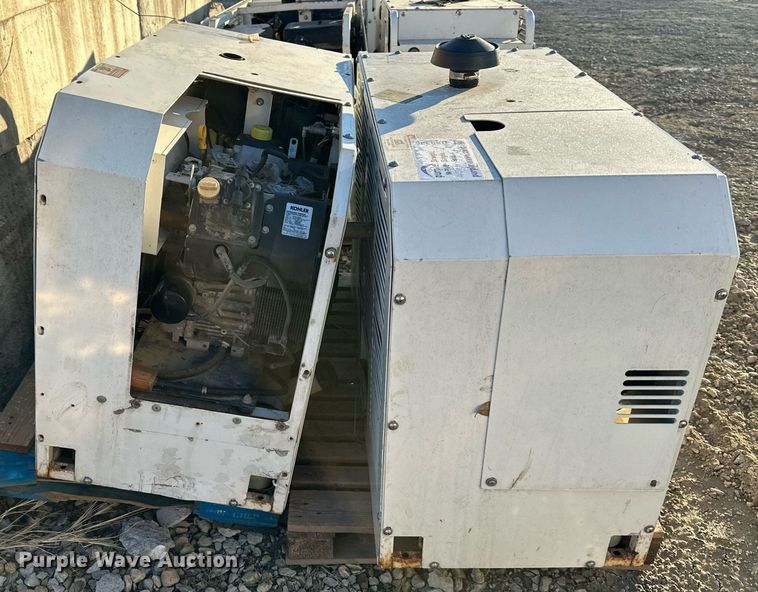 image for item DS3335 (2) Boss Industries Bullet air compressors