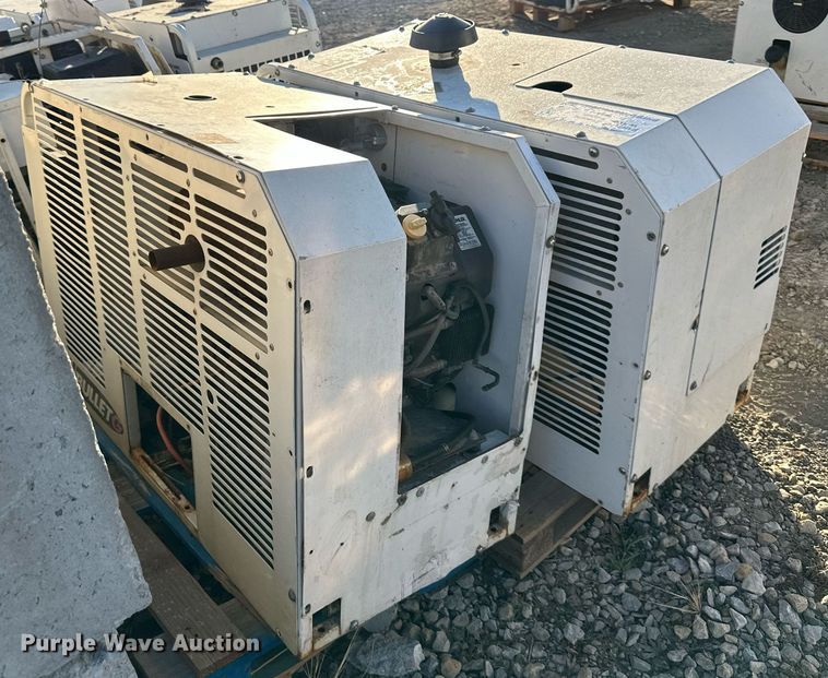 image for item DS3335 (2) Boss Industries Bullet air compressors