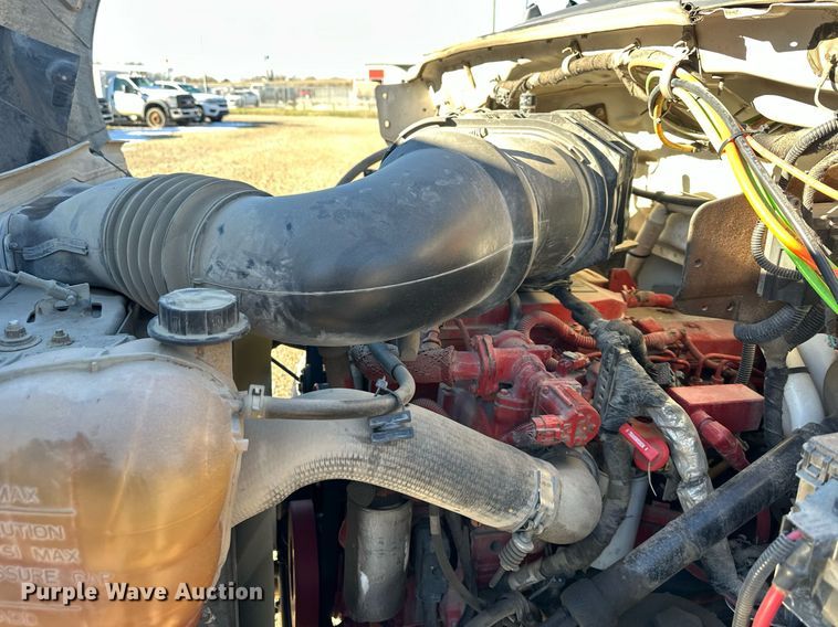 image for item DS3337 2011 Ford F650 flatbed truck