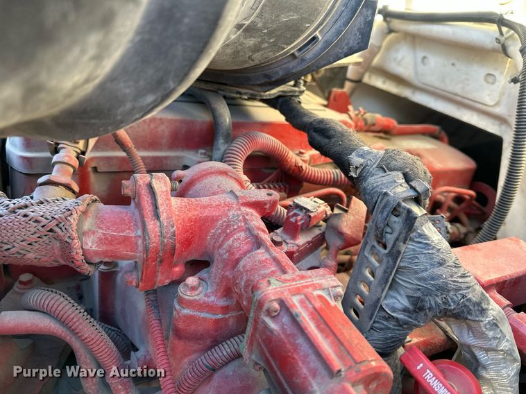 image for item DS3337 2011 Ford F650 flatbed truck