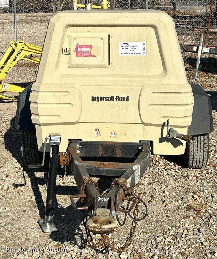 image for item DS3341 2012 Ingersoll Rand P185 air compressor