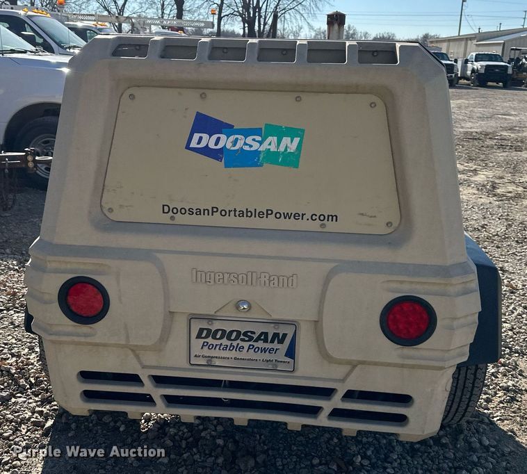 image for item DS3341 2012 Ingersoll Rand P185 air compressor