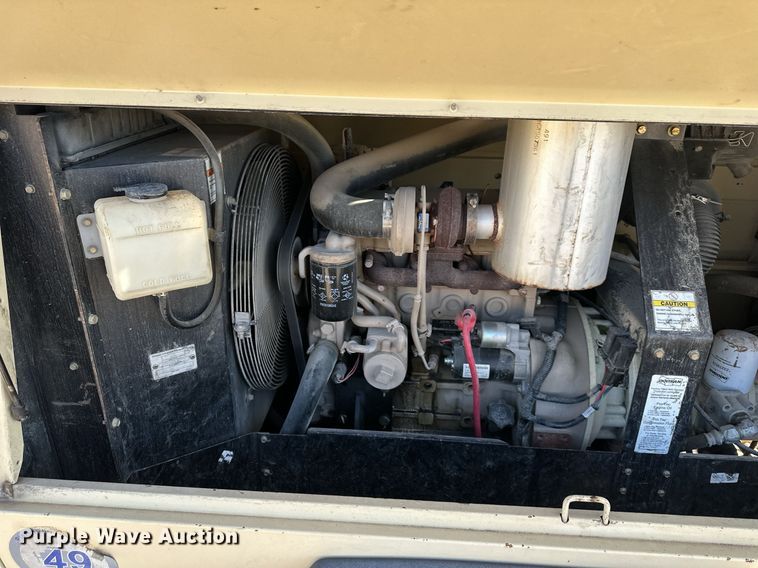 image for item DS3341 2012 Ingersoll Rand P185 air compressor