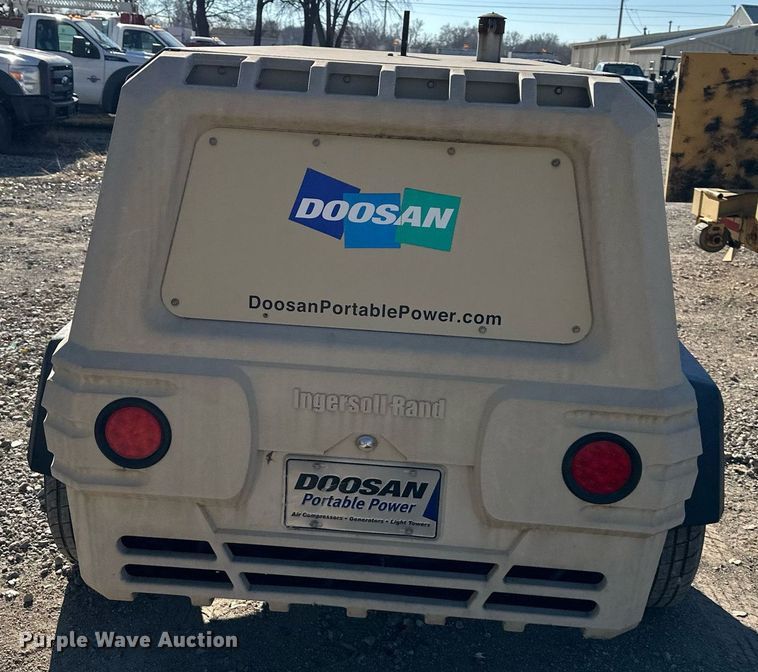 image for item DS3342 2012 Ingersoll Rand P185 air compressor