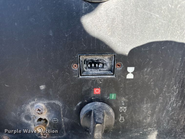 image for item DS3342 2012 Ingersoll Rand P185 air compressor