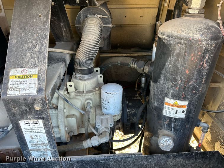 image for item DS3342 2012 Ingersoll Rand P185 air compressor