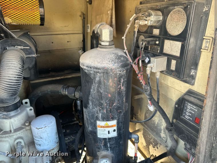 image for item DS3342 2012 Ingersoll Rand P185 air compressor