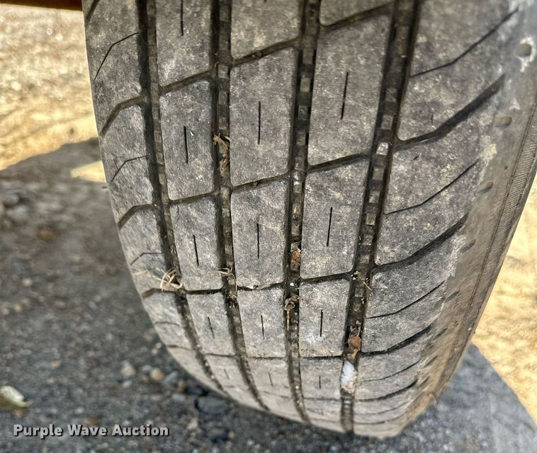 image for item DS3342 2012 Ingersoll Rand P185 air compressor