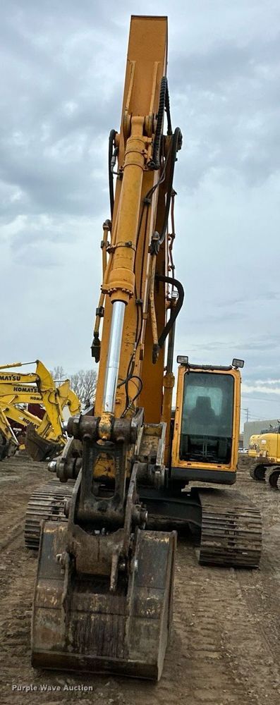 image for item DS3351 2010 Hyundai Robex210LC-9 excavator