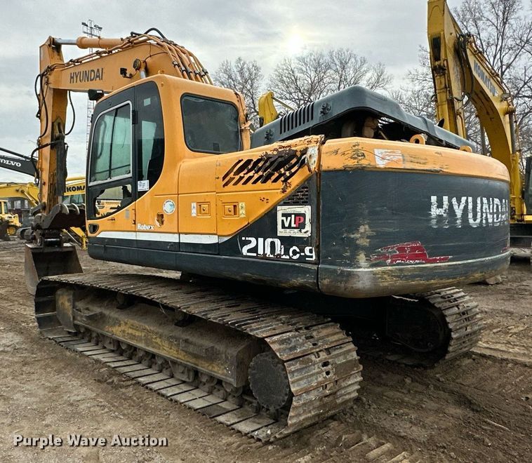 image for item DS3351 2010 Hyundai Robex210LC-9 excavator