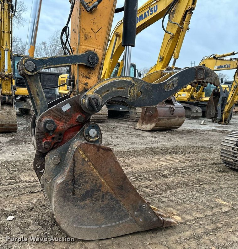 image for item DS3351 2010 Hyundai Robex210LC-9 excavator