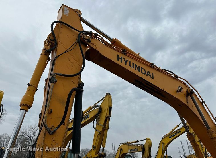 image for item DS3351 2010 Hyundai Robex210LC-9 excavator