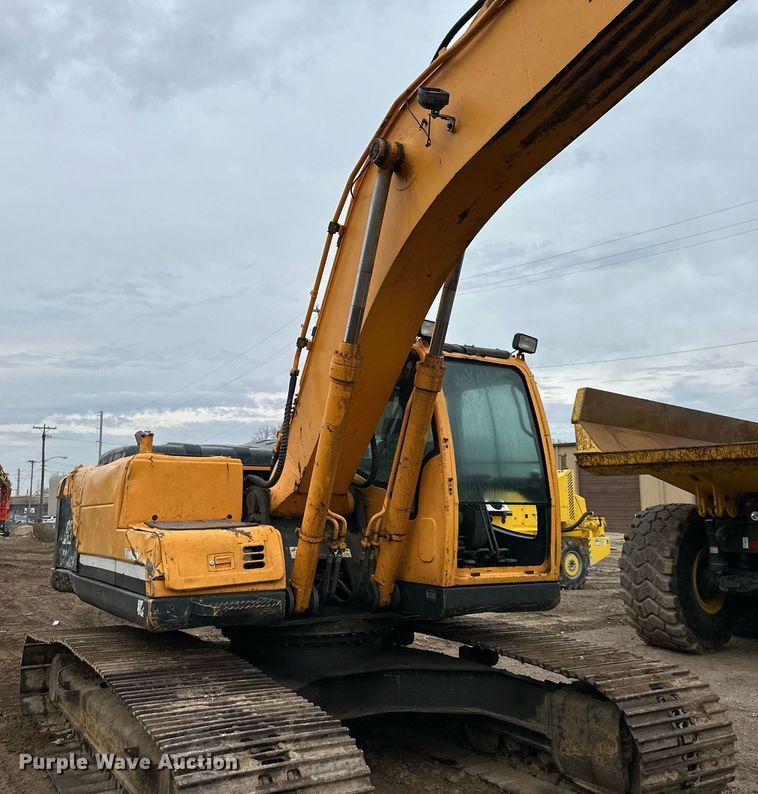 image for item DS3351 2010 Hyundai Robex210LC-9 excavator