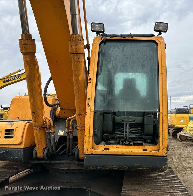 image for item DS3351 2010 Hyundai Robex210LC-9 excavator