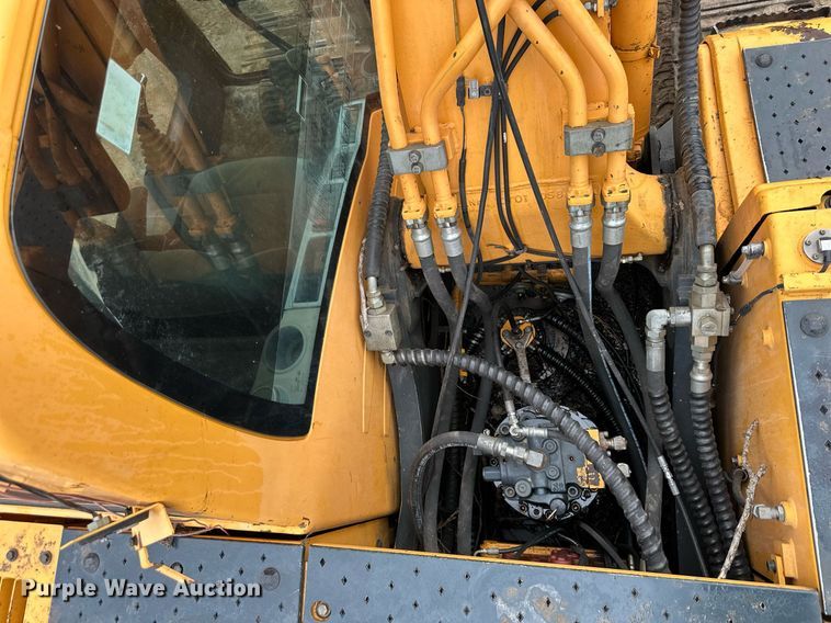 image for item DS3351 2010 Hyundai Robex210LC-9 excavator