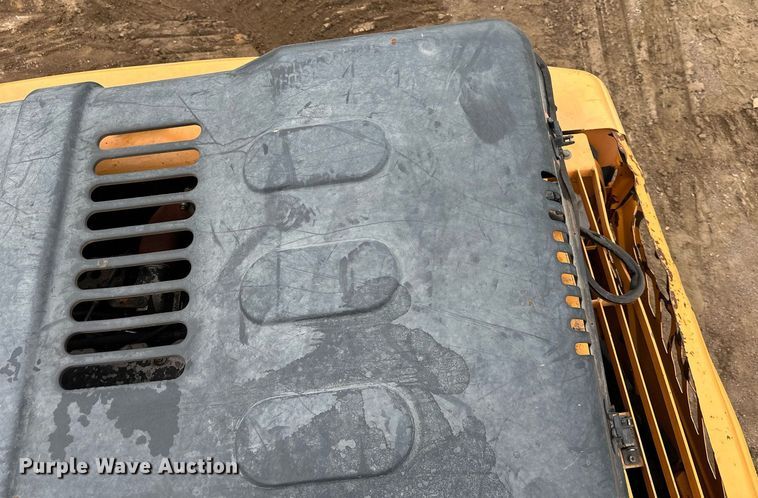 image for item DS3351 2010 Hyundai Robex210LC-9 excavator