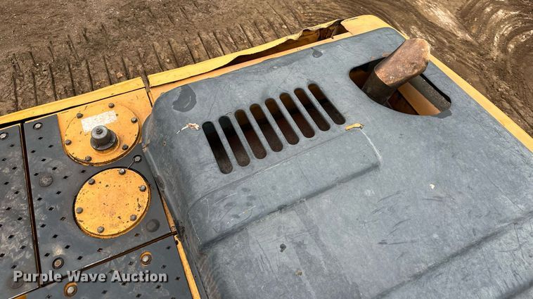 image for item DS3351 2010 Hyundai Robex210LC-9 excavator