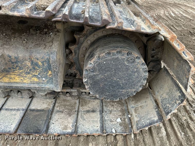 image for item DS3351 2010 Hyundai Robex210LC-9 excavator