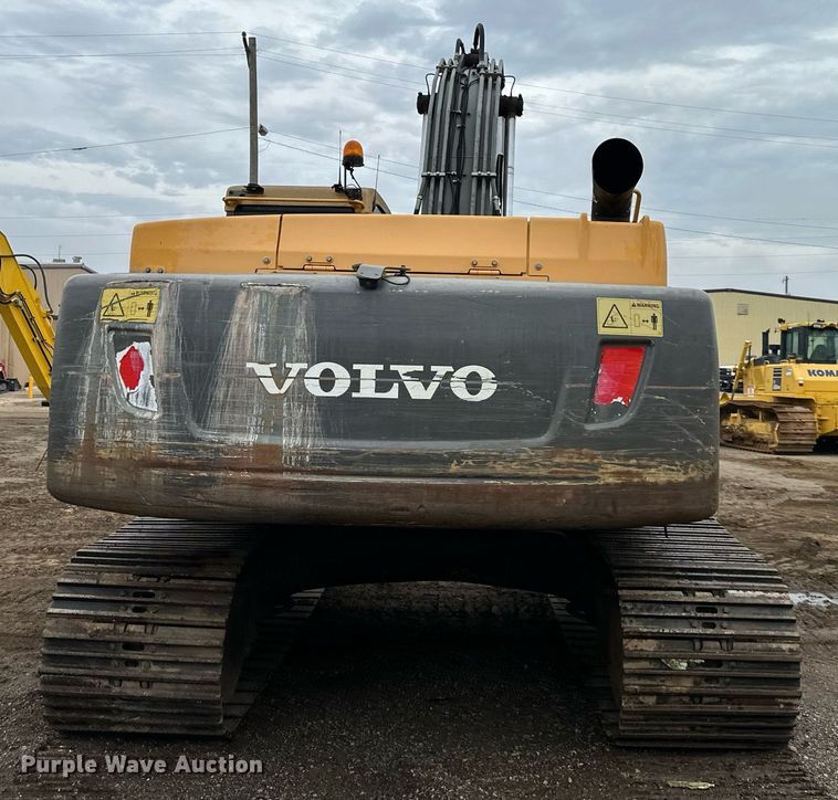 image for item DS3352 2013 Volvo EC300DL excavator