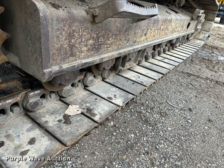 image for item DS3352 2013 Volvo EC300DL excavator