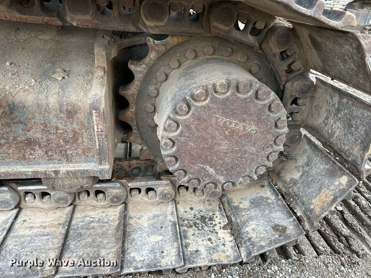 image for item DS3352 2013 Volvo EC300DL excavator