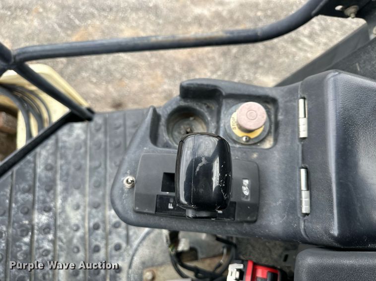 image for item DS3355 2003 Ingersoll Rand SD-122DX single drum vibratory roller