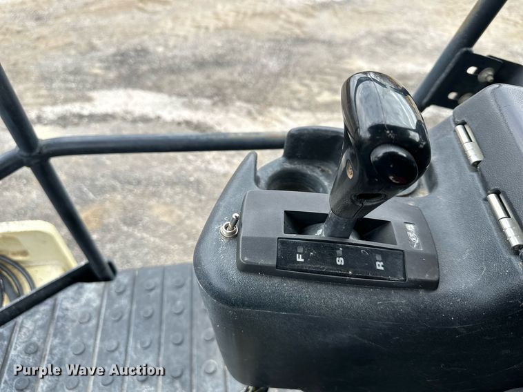 image for item DS3355 2003 Ingersoll Rand SD-122DX single drum vibratory roller