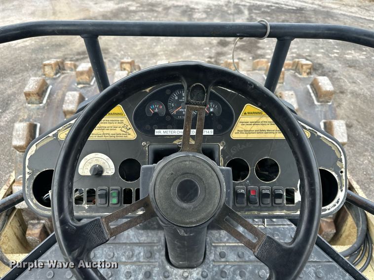 image for item DS3355 2003 Ingersoll Rand SD-122DX single drum vibratory roller