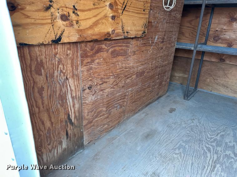 image for item DS3357 1990 Wells Cargo enclosed cargo trailer