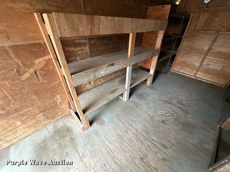 image for item DS3357 1990 Wells Cargo enclosed cargo trailer