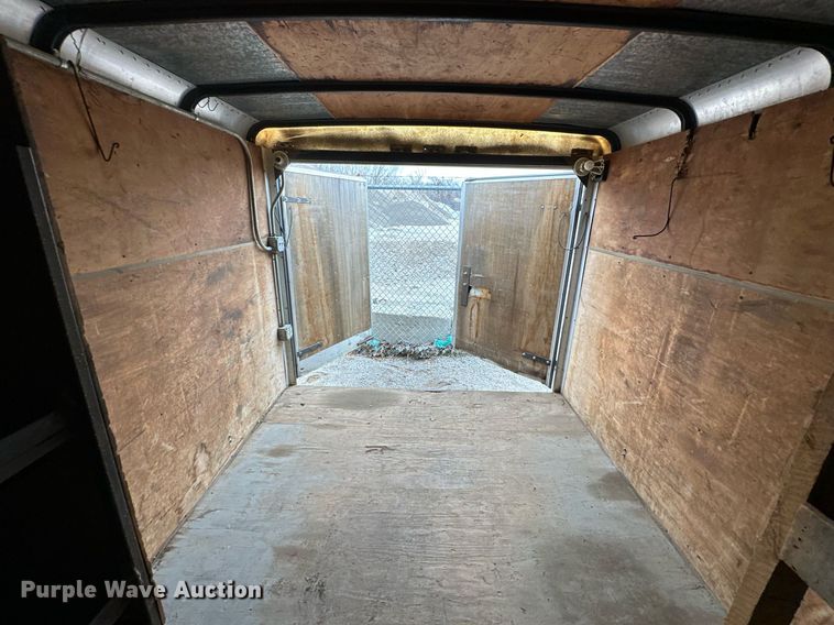 image for item DS3357 1990 Wells Cargo enclosed cargo trailer