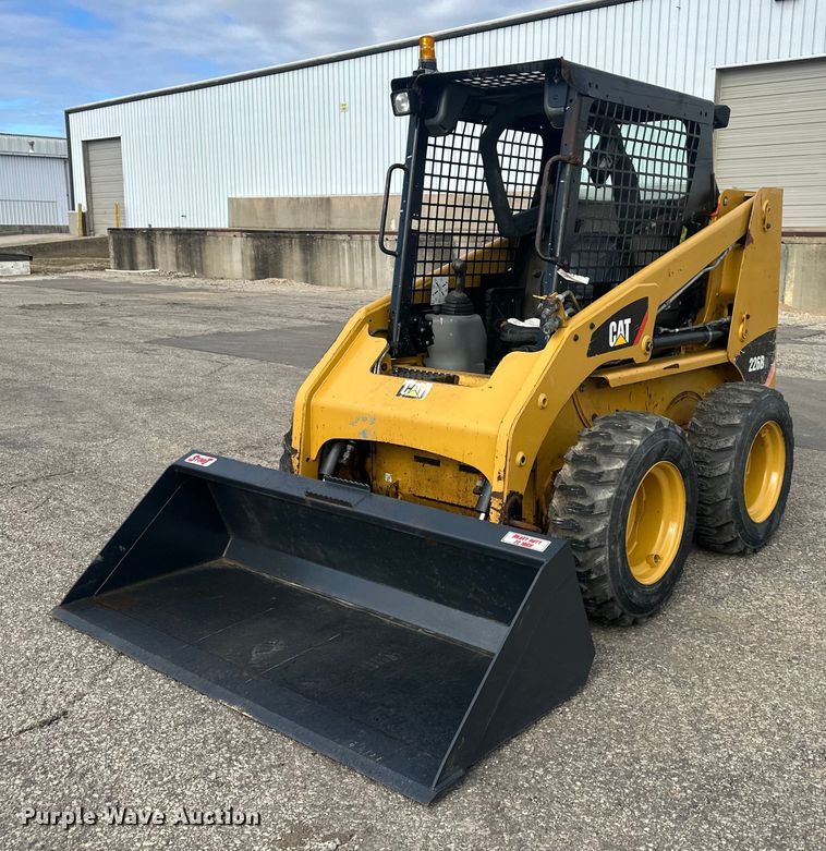 image for item DS3370 2014 Caterpillar 226B3 skid steer loader