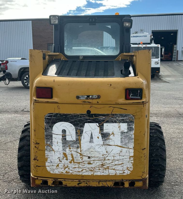 image for item DS3370 2014 Caterpillar 226B3 skid steer loader